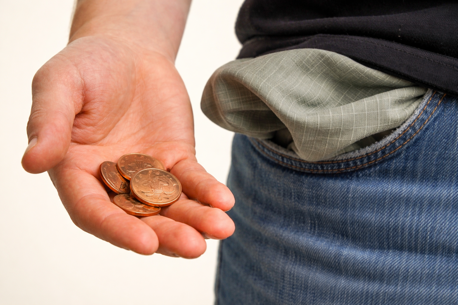 Где взять деньги срочно: быстрые способы